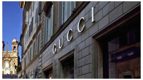 Recensioni dei dipendenti Gucci per Magazziniere 